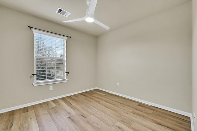 394 De Coster Boulevard, Alvin, TX 77511