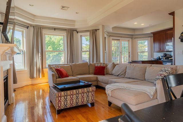 24 Mill St 3, Boston, MA 02122