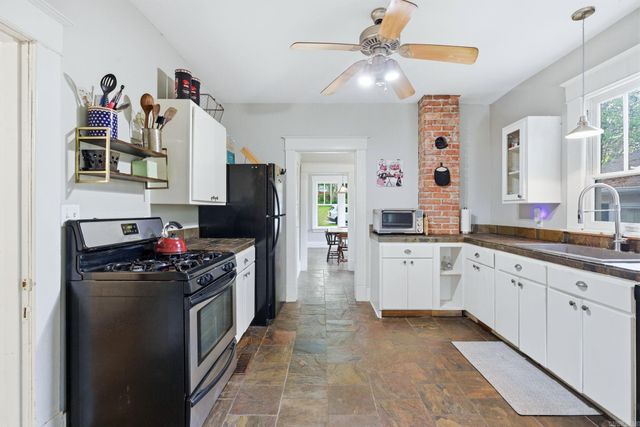 5017 Woodlawn Drive, Little Rock, AR 72205