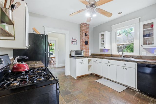 5017 Woodlawn Drive, Little Rock, AR 72205