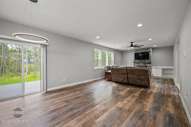 1141 W Bluff View Drive, Wasilla, AK 99654