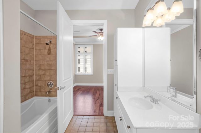 230 S Tryon Street 603, Charlotte, NC 28202