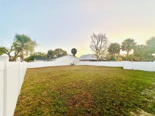 1 CUNNINGHAM DRIVE, New Smyrna Beach, FL 32168