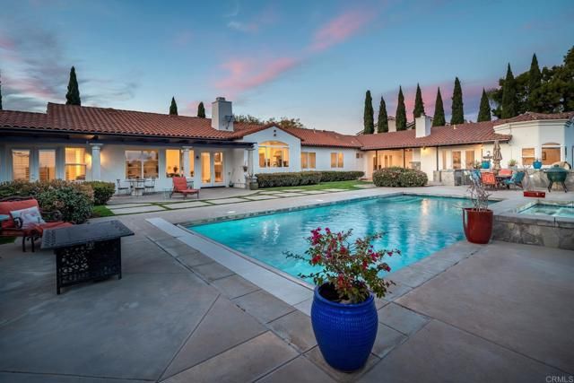 7992 Paseo Esmerado, Carlsbad, CA 92009