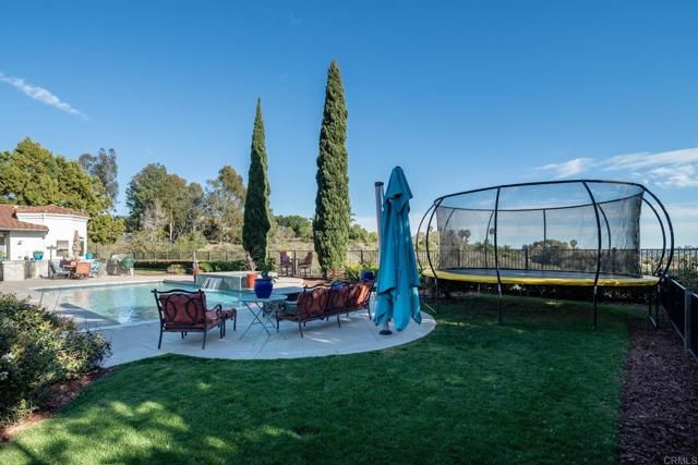 7992 Paseo Esmerado, Carlsbad, CA 92009