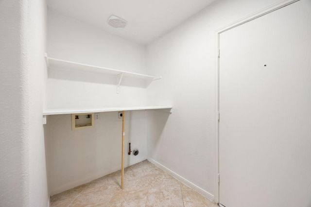 1930 Emerald Pathway Drive, Spring, TX 77388