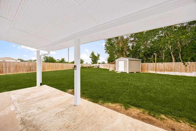 1930 Emerald Pathway Drive, Spring, TX 77388