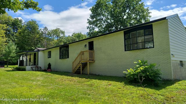 64 Dashville Road, New Paltz, NY 12561