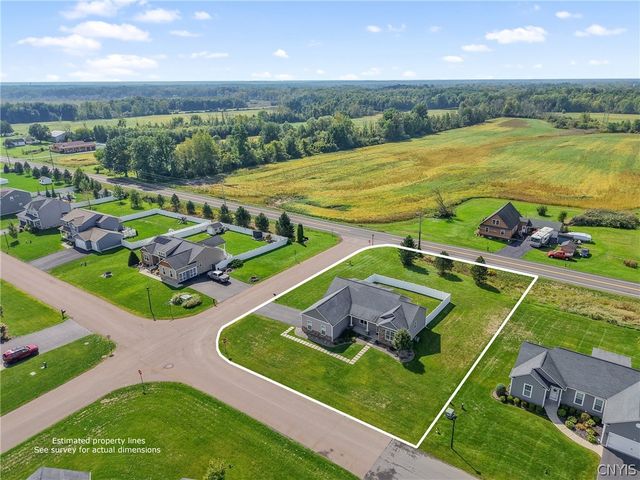 4701 Weller Hall Place, Clay, NY 13041
