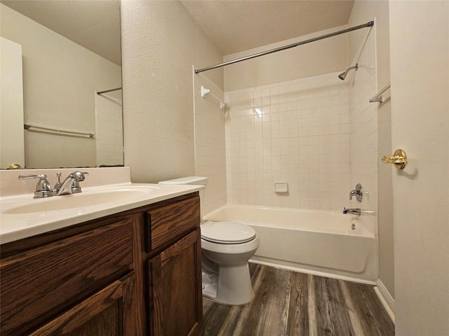 5605 Bentsen LN, Austin, TX 78723