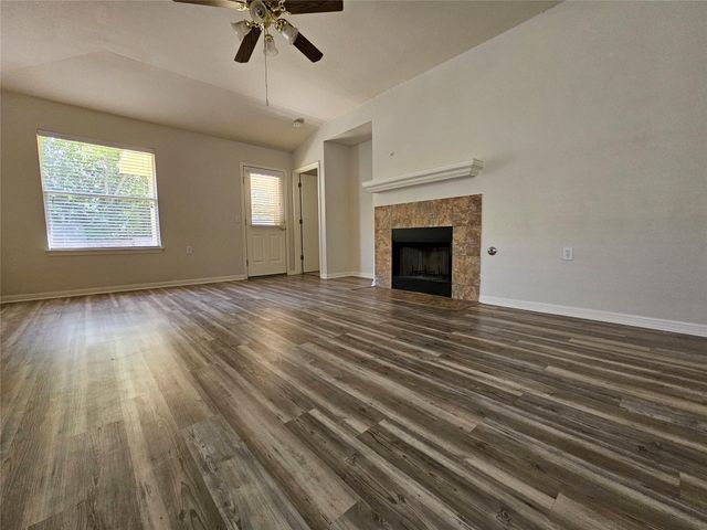 5605 Bentsen LN, Austin, TX 78723