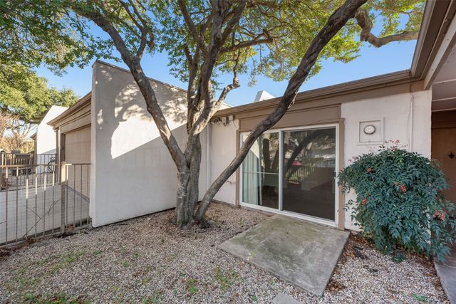 1813 Place One Lane, Garland, TX 75042