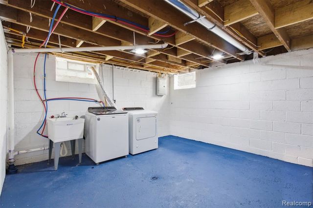 17314 Braile Street, Detroit, MI 48219