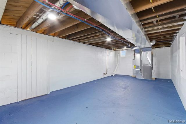 17314 Braile Street, Detroit, MI 48219