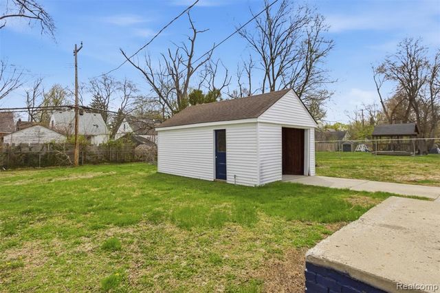 17314 Braile Street, Detroit, MI 48219