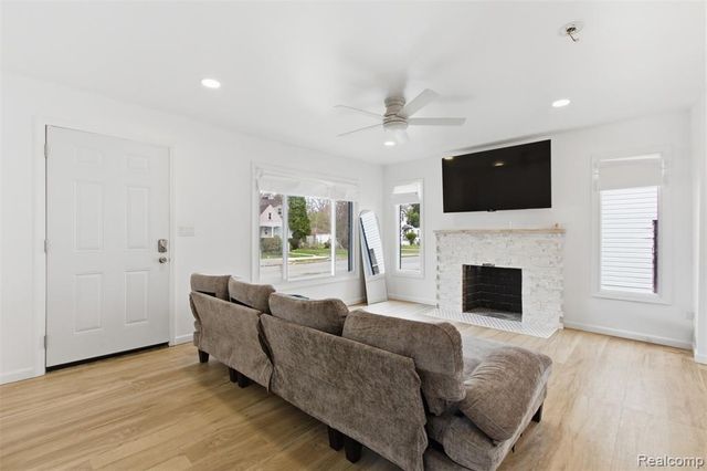 17314 Braile Street, Detroit, MI 48219