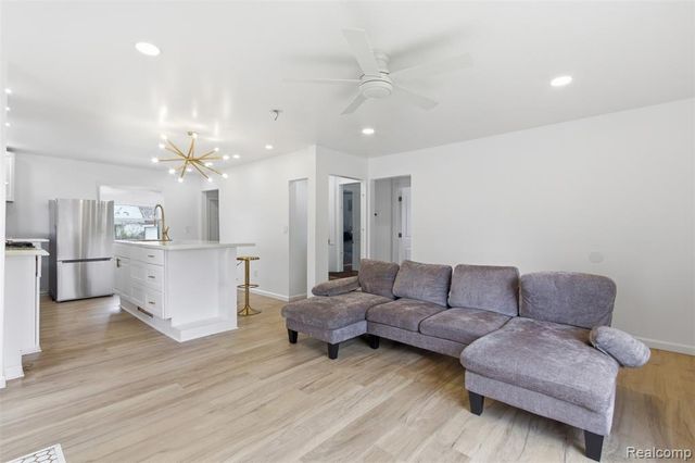 17314 Braile Street, Detroit, MI 48219