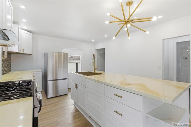 17314 Braile Street, Detroit, MI 48219