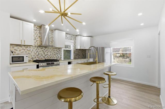 17314 Braile Street, Detroit, MI 48219