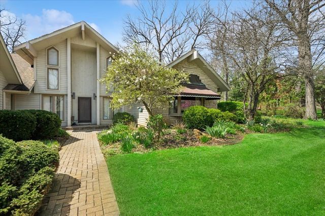 12604 S Hillcreek Drive, Palos Park, IL 60464