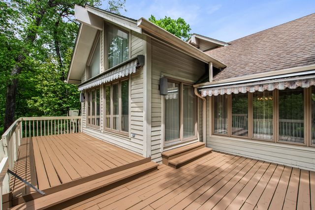 12604 S Hillcreek Drive, Palos Park, IL 60464