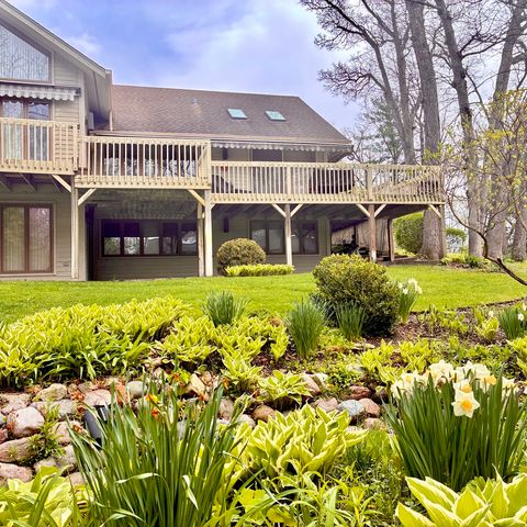 12604 S Hillcreek Drive, Palos Park, IL 60464
