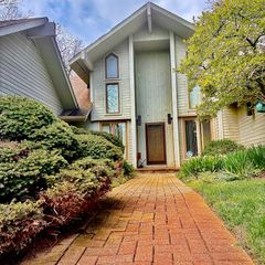 12604 S Hillcreek Drive, Palos Park, IL 60464