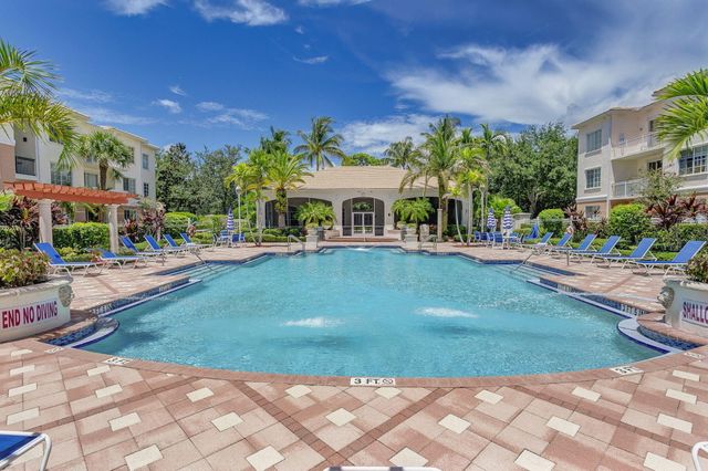 5301 Myrtlewood Circle E, Palm Beach Gardens, FL 33418