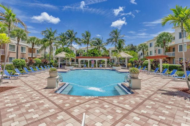 5301 Myrtlewood Circle E, Palm Beach Gardens, FL 33418