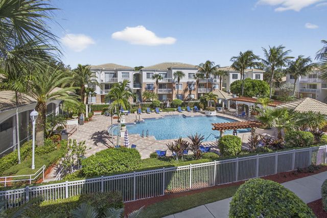 5301 Myrtlewood Circle E, Palm Beach Gardens, FL 33418