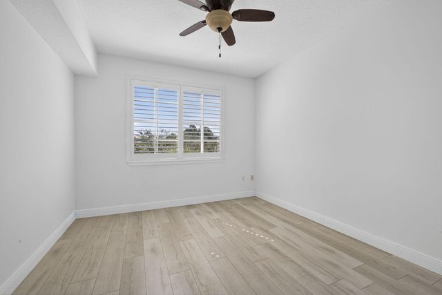 5301 Myrtlewood Circle E, Palm Beach Gardens, FL 33418