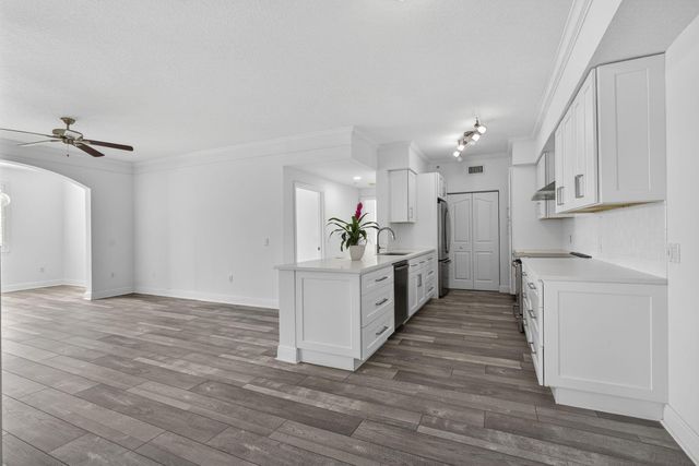 5301 Myrtlewood Circle E, Palm Beach Gardens, FL 33418