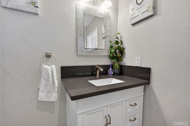 1193 Lexington Avenue, Manteca, CA 95336