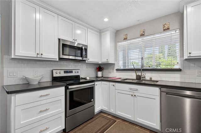1193 Lexington Avenue, Manteca, CA 95336