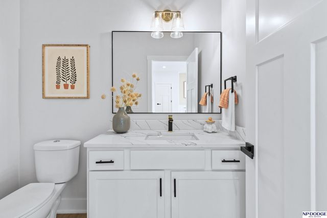 11001 N 170 Street, Bennington, NE 68007