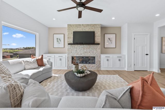 11001 N 170 Street, Bennington, NE 68007
