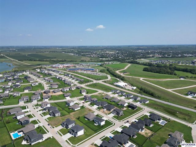 11001 N 170 Street, Bennington, NE 68007