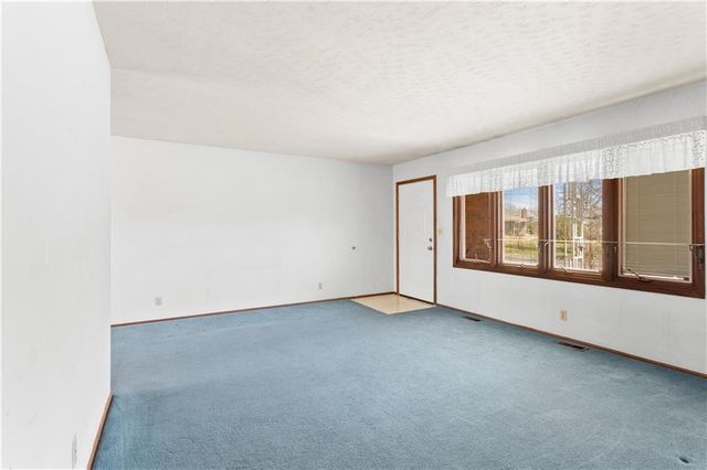 2737 Alabama Street, Lawrence, KS 66046