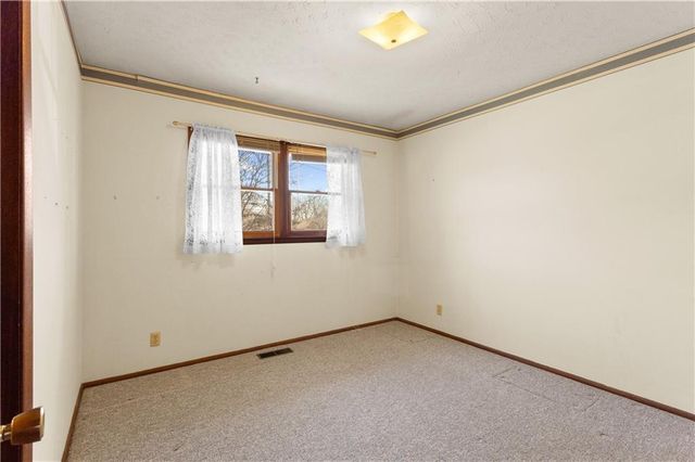 2737 Alabama Street, Lawrence, KS 66046