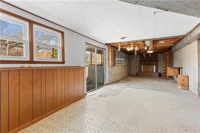 2737 Alabama Street, Lawrence, KS 66046