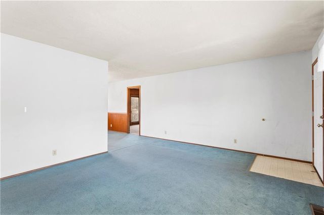 2737 Alabama Street, Lawrence, KS 66046