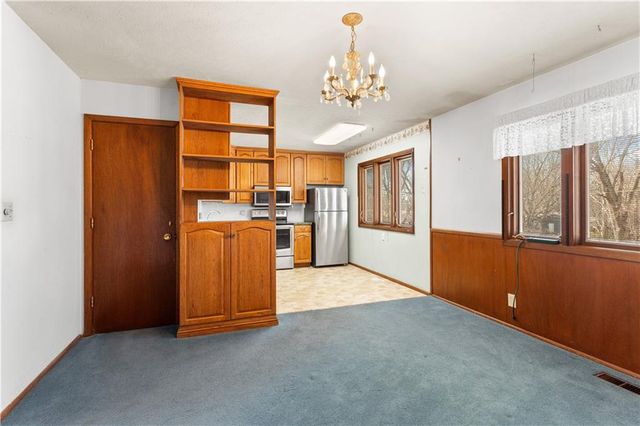 2737 Alabama Street, Lawrence, KS 66046