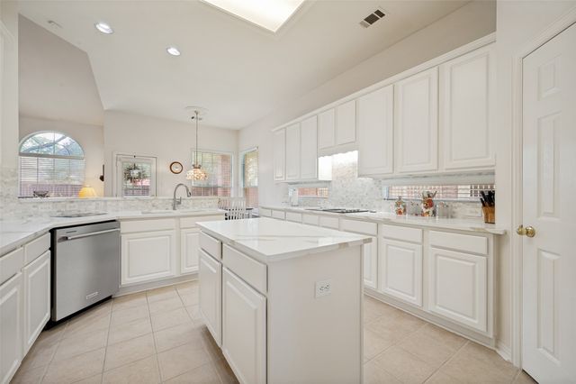 2806 Mayfair Lane, Mckinney, TX 75071
