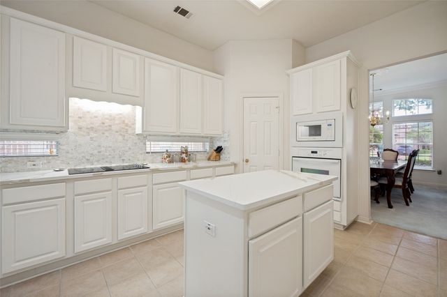 2806 Mayfair Lane, Mckinney, TX 75071