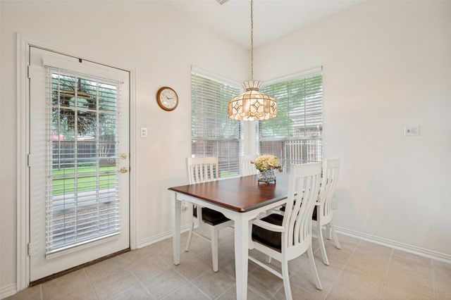 2806 Mayfair Lane, Mckinney, TX 75071