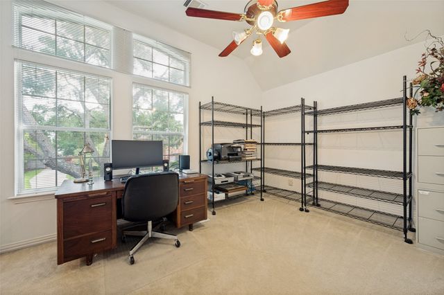 2806 Mayfair Lane, Mckinney, TX 75071