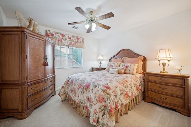 2806 Mayfair Lane, Mckinney, TX 75071