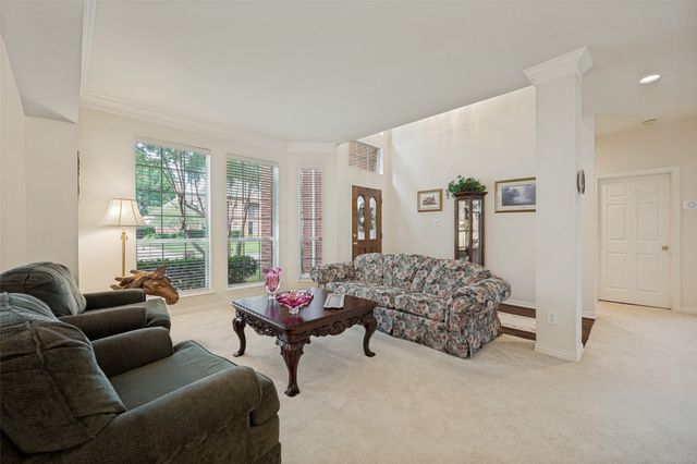 2806 Mayfair Lane, Mckinney, TX 75071