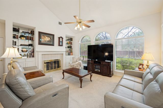 2806 Mayfair Lane, Mckinney, TX 75071