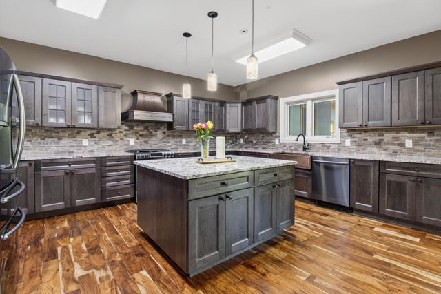 278 N 755 W, Hobart, IN 46342